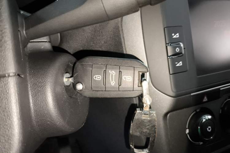 Used Citroen C4 Sega 2018 1.6L Automatic Luxury Model
