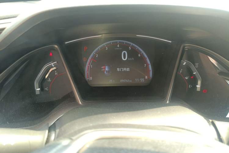 Used Honda Civic 2021 HATCHBACK 220TURBO CVT Trendy Cool Edition