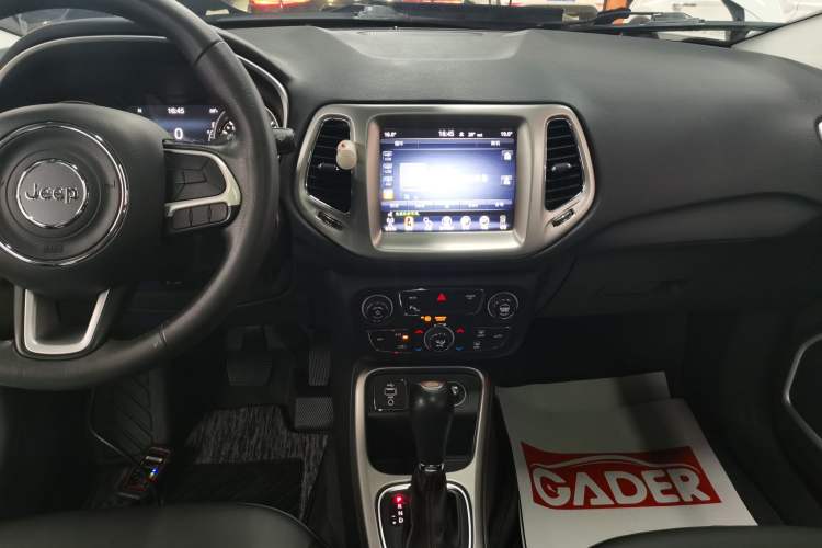 Used Jeep Compass 2017 200T Automatic Family Edition