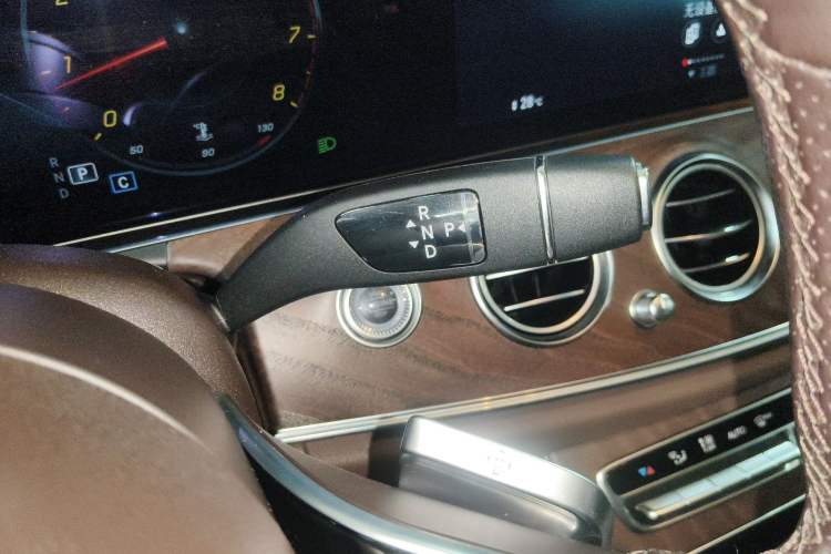 Used Mercedes-Benz E-Class 2023 E 300 L Luxury Model
