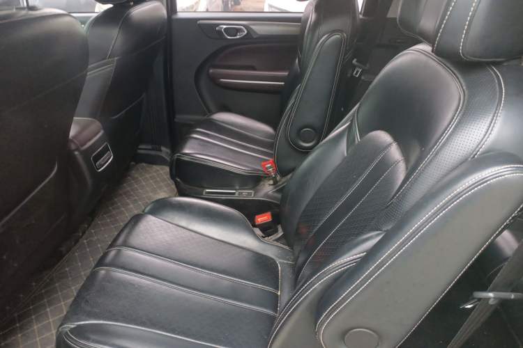 Used GAC Trumpchi M6 2021 PRO 270T Automatic Luxury Edition Left Rear Seat