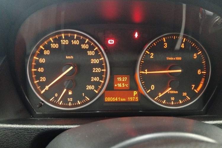 Used BMW X1 2014 sDrive18i Leading Model Instrument Cluster