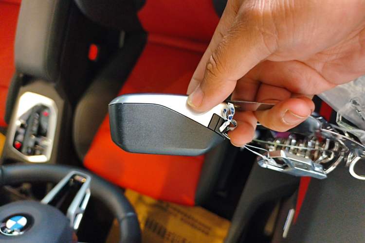 Used BMW 2 Series 2025 225L M Sport Night Edition Package Vehicle Key