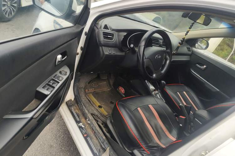 Used Kia K2 2015 Sedan 1.4L Automatic GLS