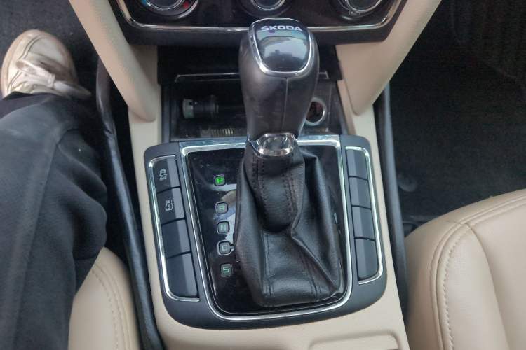 Used Skoda Superb 2013 1.8TSI Automatic MingShi Edition