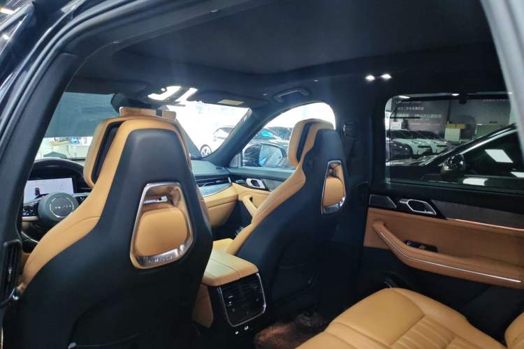 Used Lynk & Co 09 EM-P 2023 2.0TD EM-P Long-Range Version PM 7-Seater Headliner