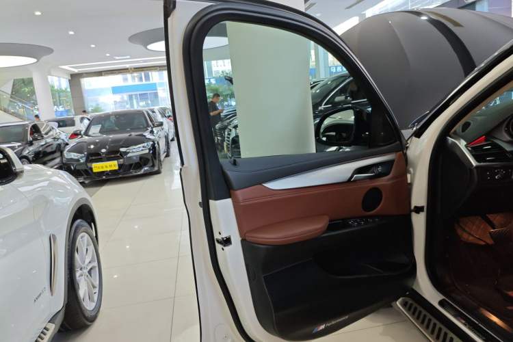 Used BMW X6 2018 xDrive35i Leading Model
