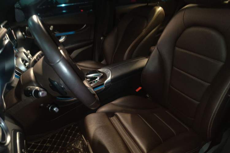 Used Mercedes-Benz GLC 2019 GLC 260 L 4MATIC Luxury Model
