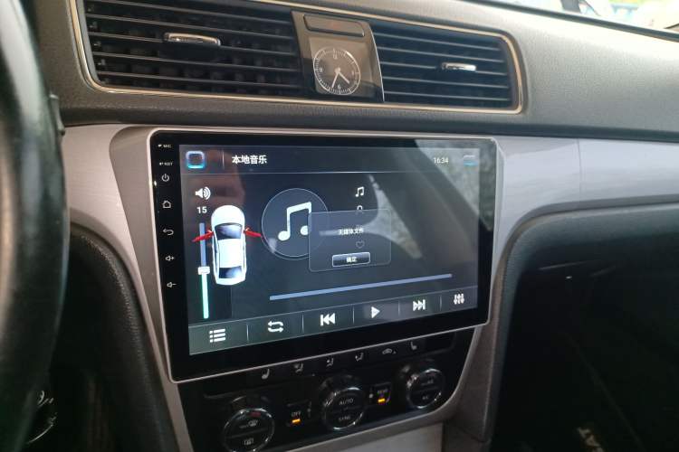 Used Volkswagen Passat 2014 1.8TSI DSG Prestige Navigation Edition Audio And AC Panel