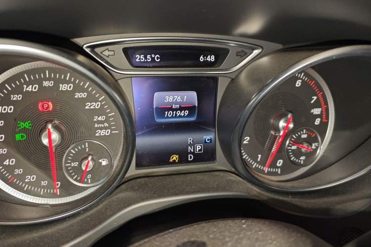 Used Mercedes-Benz CLA 2019 CLA 220 4MATIC
