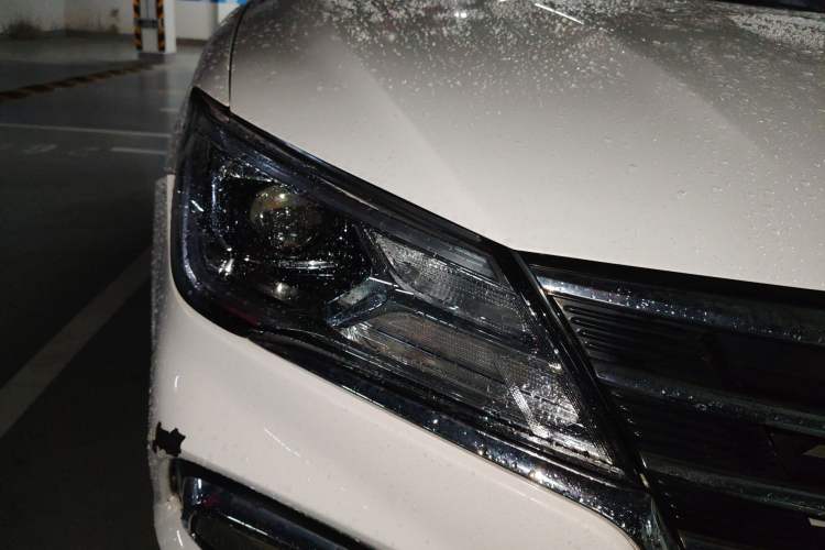 Used Roewe i5 2020 1.5L Automatic 4G Connected Linghao Edition Right Front Headlight