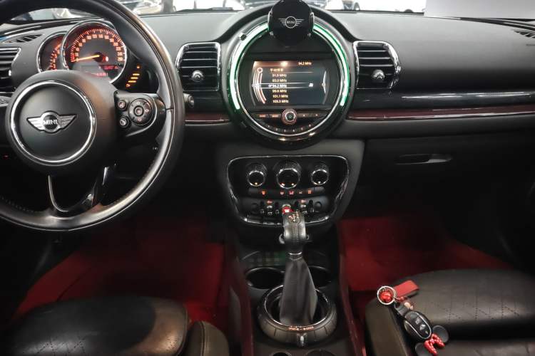 Used MINI Clubman 2016 Revised Version 1.5T COOPER Connoisseur Edition