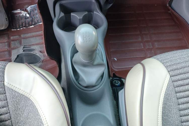 Used Nissan Sunny 2015 1.5XE Manual Comfort Edition
