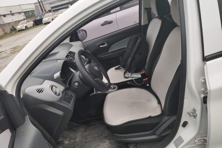 Used CHANGAN Benni E-Star 2021 National Edition Xin Yue Version (Fast-Charging Edition) Lithium Iron Phosphate (31.18 kWh) Left Front Seat