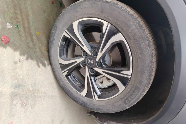 Used XPeng G3 2020 520 Luxury Edition Right Front Wheel Hub