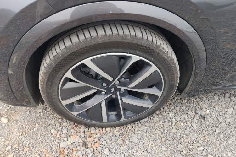 Used Li Auto L7 2025 Ultra Smart Refreshed Edition
