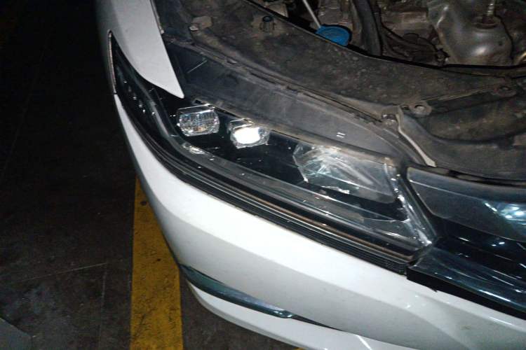 Used Honda Spirior 2015 2.0L Collector's Edition Right Front Headlight