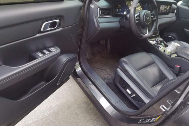 Used Li Auto ONE 2021 Extended-Range 6-Seater Version Driver Seat