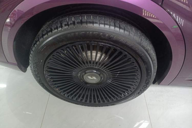 Used Li Auto L9 2022 Max model