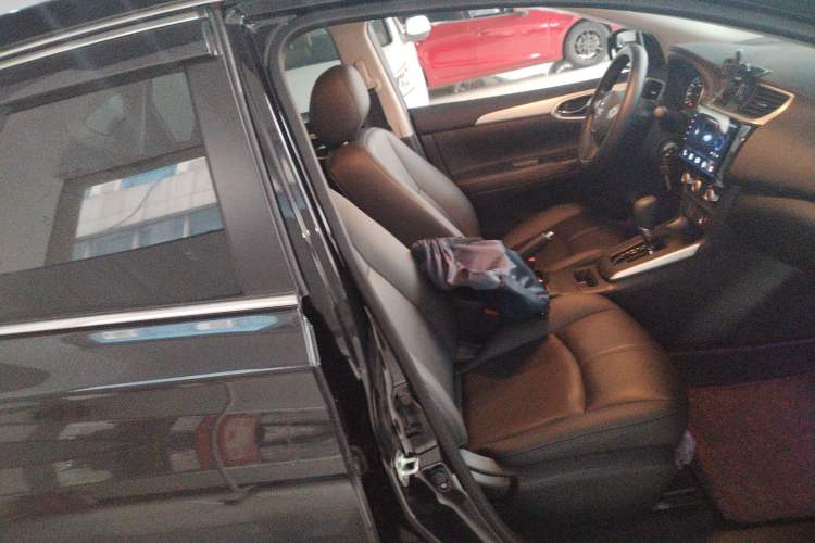 Used Nissan Sylphy 2024 Restyled Version 2 Classic 1.6XE CVT Comfort Edition Right Front Seat