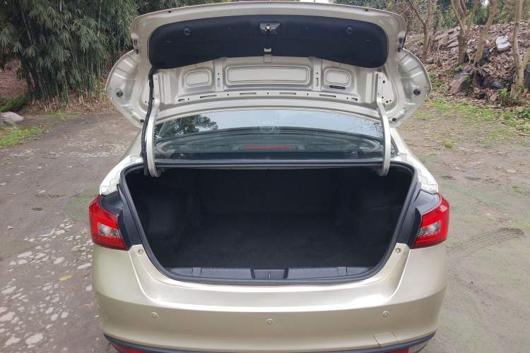 Used Chery Arrizo 5 2016 1.5L CVT Leading Edition
