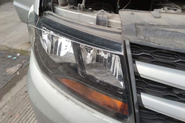 Used JAC Refine M3 2018 1.6L Express Edition 5-seater
