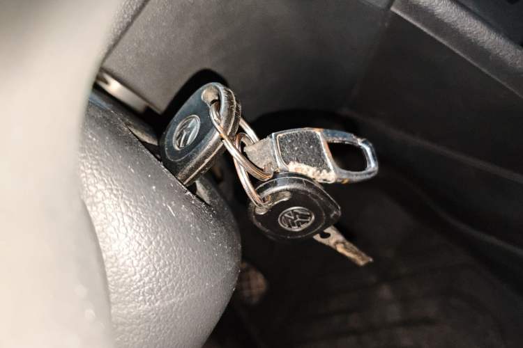 Used Volkswagen Santana 2013 1.4L Manual Fashion Edition