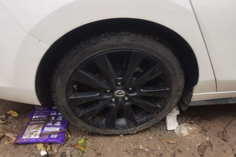 Used Mazda 3 Axela 2023 2.0L Automatic Zhiyao Edition
