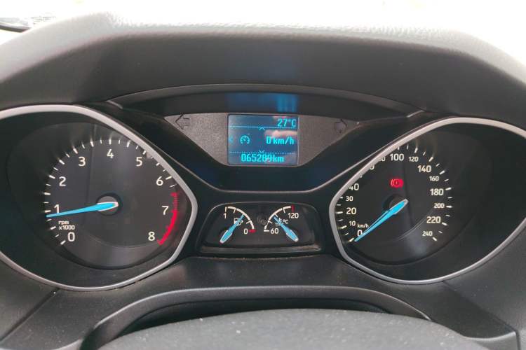 Used Ford Focus 2017 Sedan 1.6L Manual Comfort Plus SmartDrive Edition
