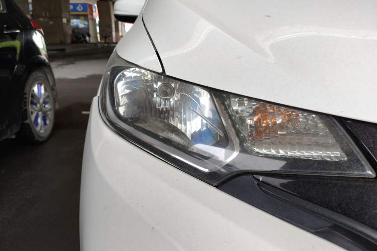 Used Honda Fit 2016 1.5L SES CVT Fashion Sunroof Edition Right Front Headlight