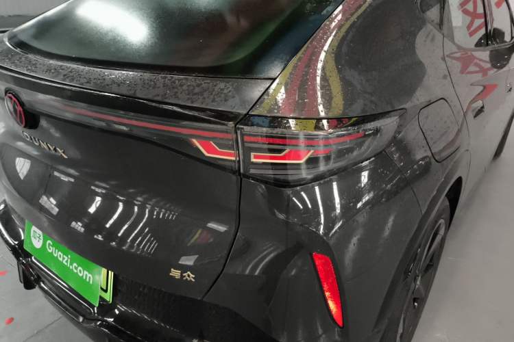 Used Volkswagen ID.UNYX 2024 Pro Long-Range Version
