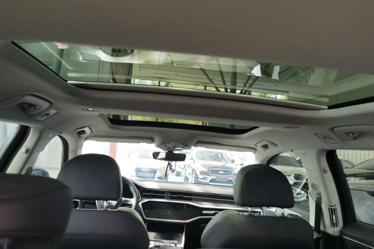 Used Audi A6 2021 Avant Avant-garde 45 TFSI Prestige Dynamic Edition Headliner