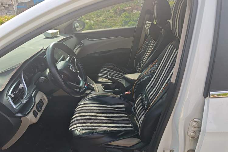 Used Buick GT 2015 15N Automatic Elite Version Left Front Seat