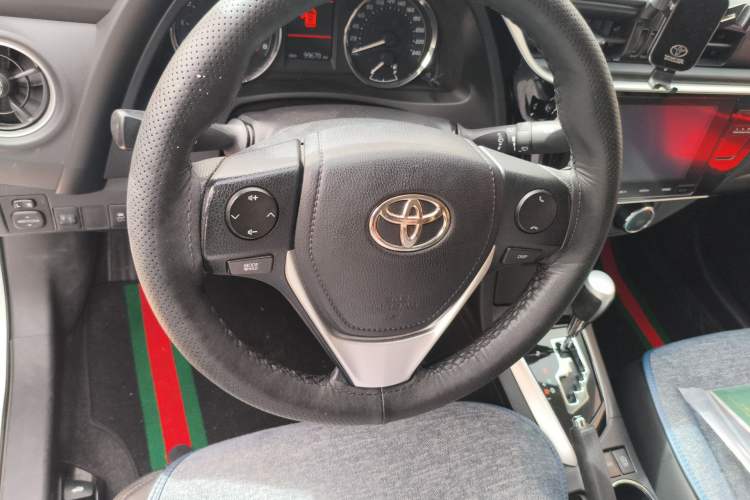 Used Toyota Corolla 2017 Revised Version 1.2T S-CVT GL-i Steering Wheel