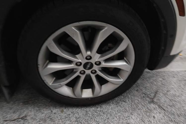 Used Lincoln MKC 2014 2.0T Two-Wheel-Drive Luxury Edition
