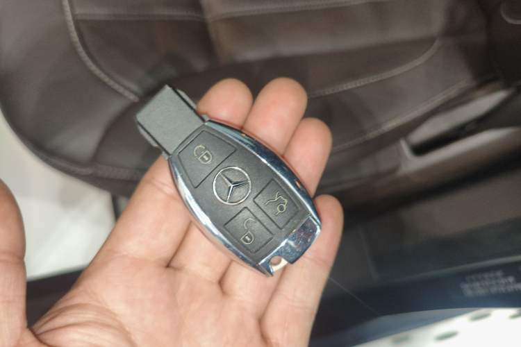 Used Mercedes-Benz GLS 2018 Refreshed GLS 400 4MATIC Dynamic Edition Vehicle Key