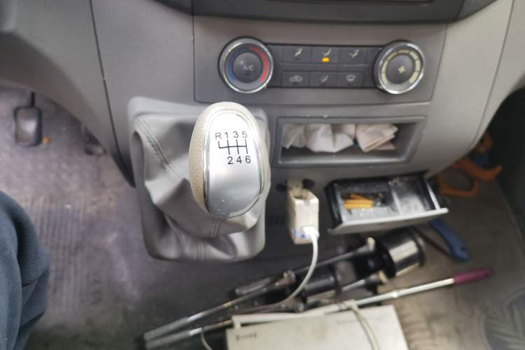 Used JAC Group Sunray 2013 1.9T 4-Series Star Express