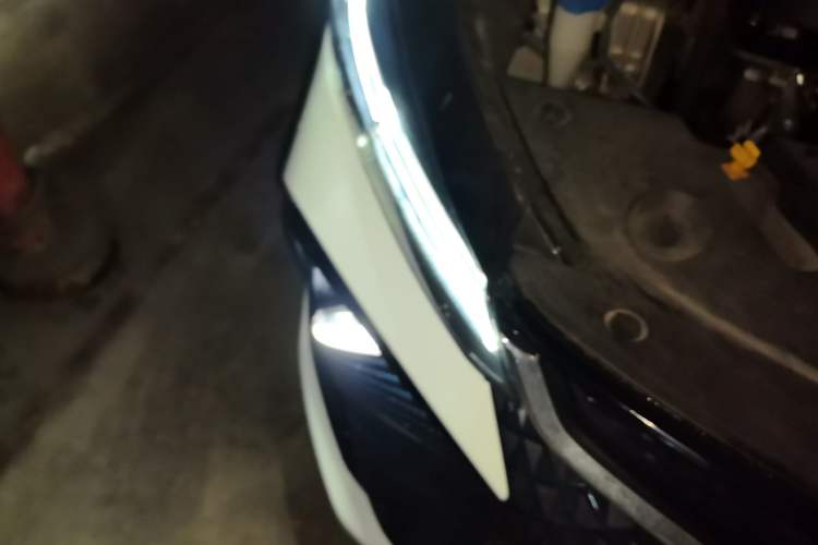 Used Geely Auto Emgrand L 2022 1.4T CVT Ultimate Model Right Front Headlight