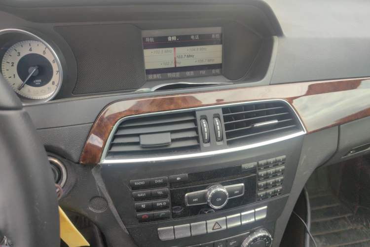 Used Mercedes-Benz C-Class 2013 C 260 CGI Elegant Model Audio And AC Panel