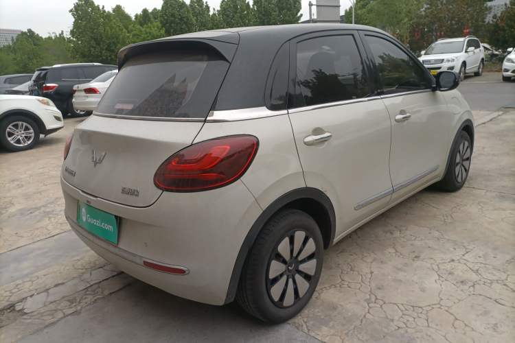Used Wuling Bingo 2023 410 km Lingxi Deluxe Edition
