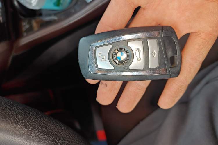 Used BMW 5 Series 2014 525Li Luxury Design Package