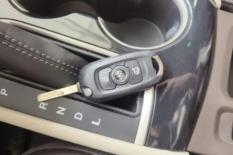 Used Buick Verano 2017 Sedan 15S Automatic Leading Model Interior 1