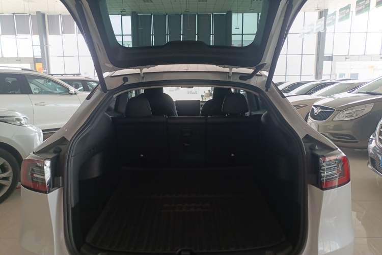 Used Tesla Model Y 2024 Rear-Wheel-Drive Version