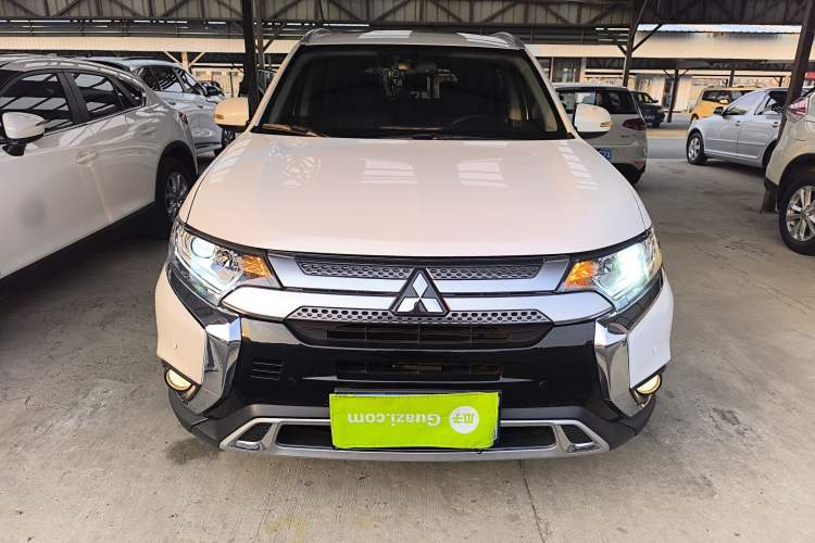 Used Mitsubishi Outlander 2020 2.0L Two-Wheel Drive Enjoyment Version 5 Seats
