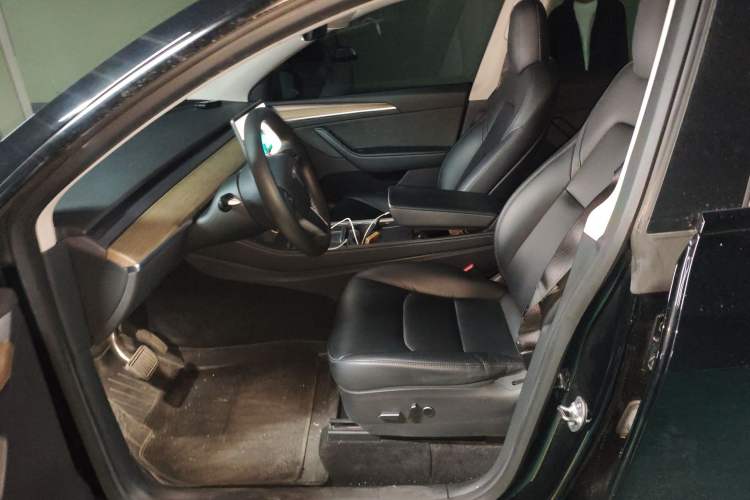 Used Tesla Model Y 2022 Rear-Wheel-Drive Version