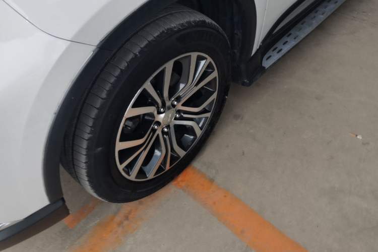 Used Mitsubishi Outlander 2018 2.0L Two-Wheel Drive Glory Edition 5 Seats
