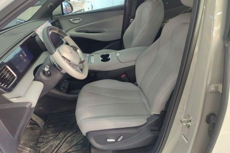 Used BYD Sealion 06 New Energy 2025 Model EV 605 Navigation Pro Edition
