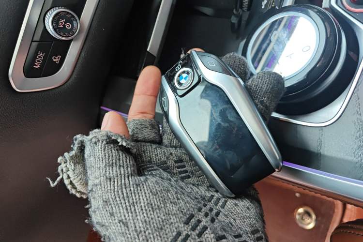 Used BMW X7 2020 xDrive40i Luxury M Sport Package
