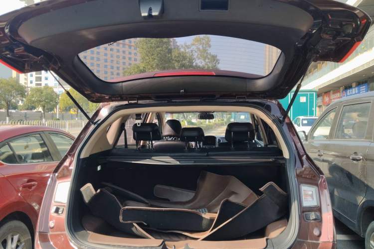 Used Baojun 560 2016 1.8L iAMT Elite Edition