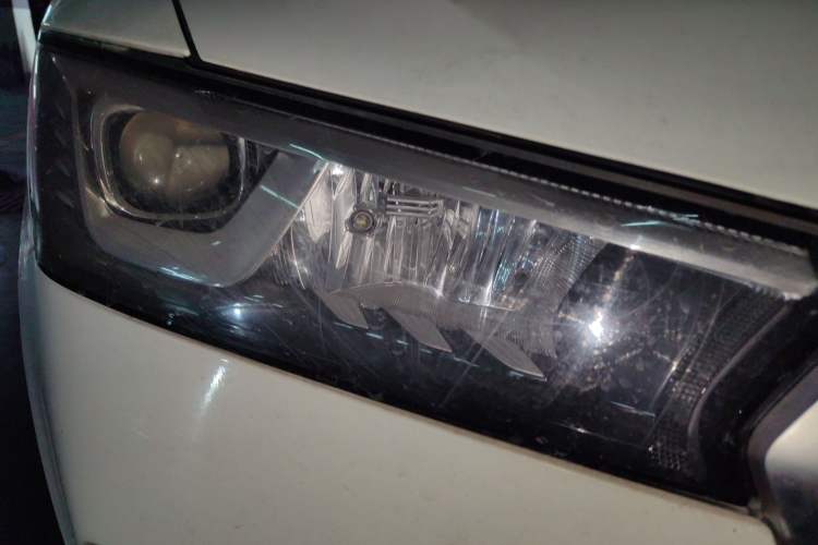 Used BORGWARD BX6 2018 28T Four-Wheel Drive GT Extreme Style Right Front Headlight